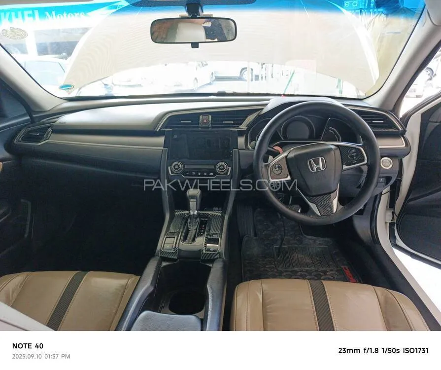 Honda Civic 2018 for Sale in Peshawar Honda Civic 2018 for Sale in Peshawar Image-10
