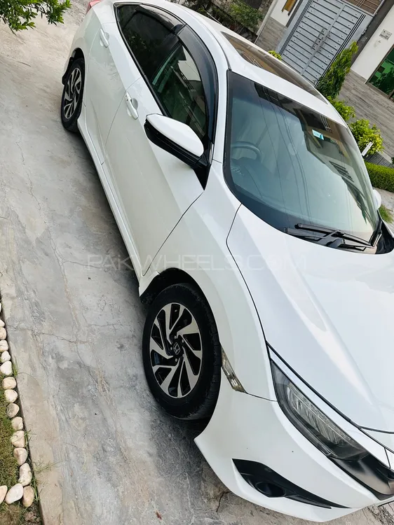 Honda Civic 2016 for Sale in Sahiwal Image-1