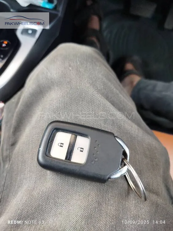 Honda Fit 2015 for Sale in Lahore Honda Fit 2015 for Sale in Lahore Image-13