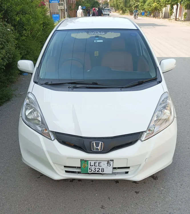 Honda Fit 2012 for Sale in Islamabad Image-1