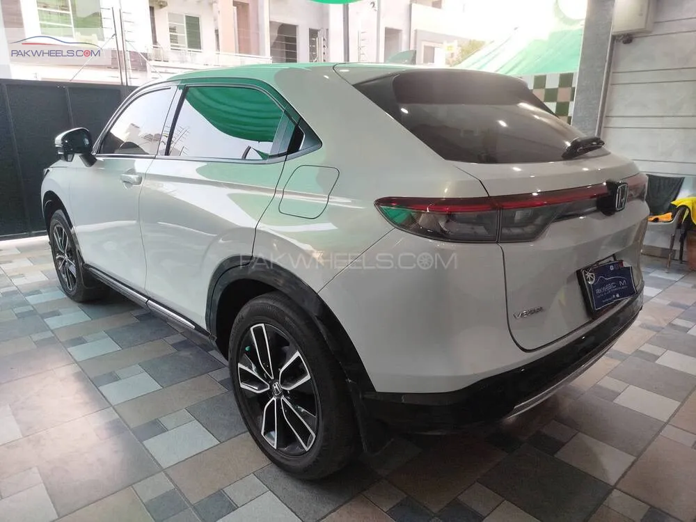 Honda Vezel 2021 for Sale in Lahore Honda Vezel 2021 for Sale in Lahore Image-6