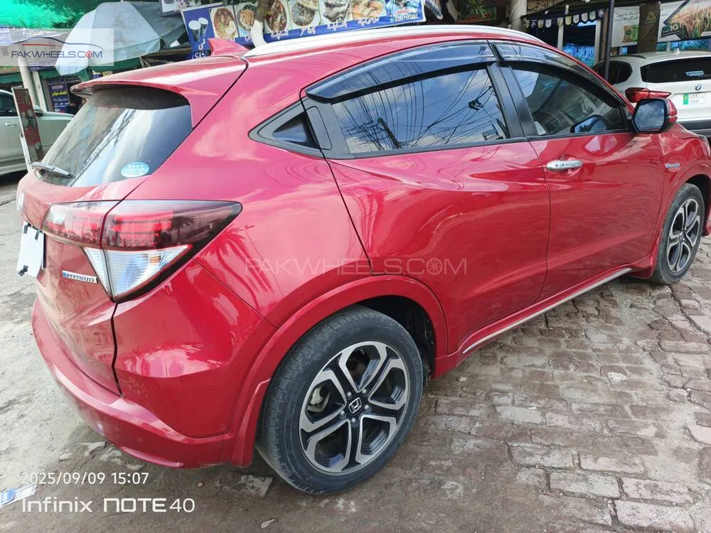 Honda Vezel 2016 for Sale in Gujranwala Honda Vezel 2016 for Sale in Gujranwala Image-5