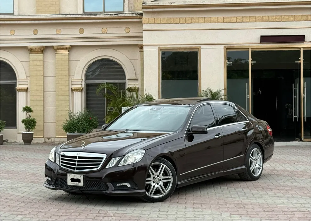 Mercedes Benz E Class 2013 for Sale in Islamabad Image-1