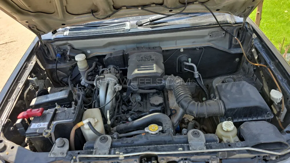 Mitsubishi Pajero Mini 2012 for Sale in Islamabad Image-1
