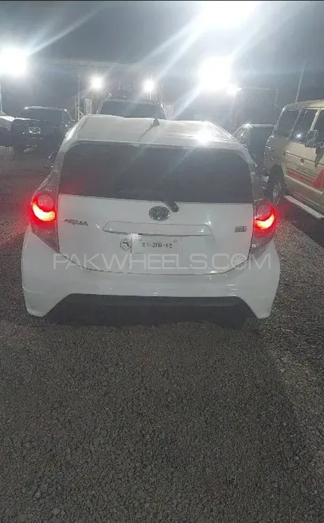 Toyota Aqua 2013 for Sale in Islamabad Image-1
