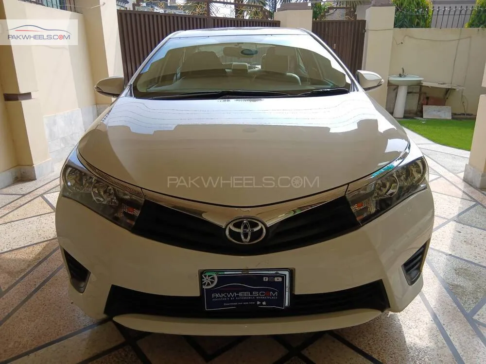 Toyota Corolla 2017 for Sale in Lahore Image-1