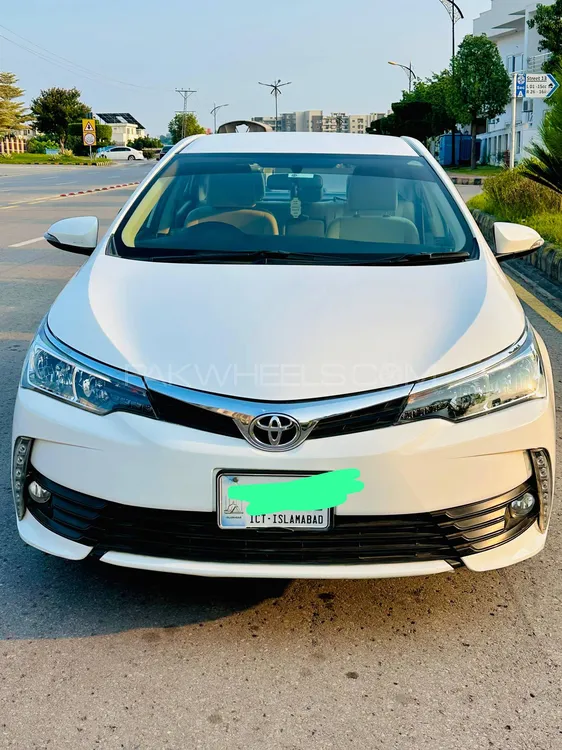 Toyota Corolla 2019 for Sale in Islamabad Image-1