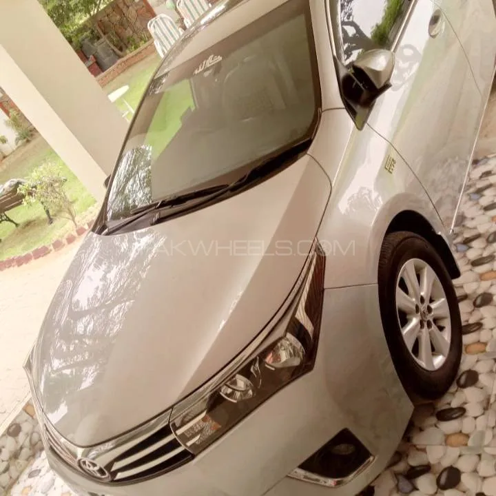Toyota Corolla 2015 for Sale in Islamabad Image-1