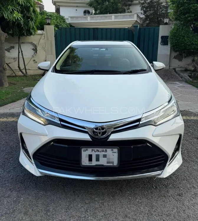 Toyota Corolla 2021 for Sale in Lahore Image-1