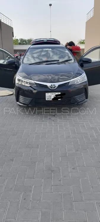 Toyota Corolla 2015 for Sale in Khanewal Image-1
