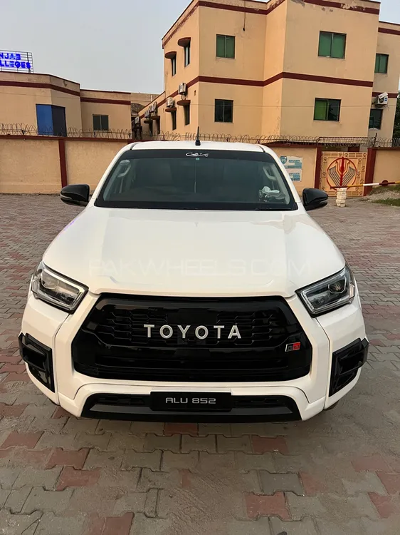 Toyota Hilux 2018 for Sale in Gujar Khan Image-1
