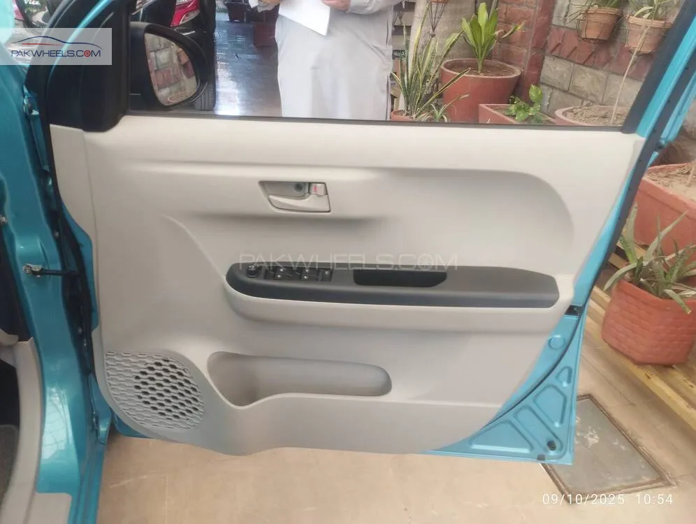 Toyota Passo 2022 for Sale in Peshawar Toyota Passo 2022 for Sale in Peshawar Image-16