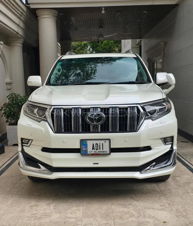 Toyota Prado 2011 for Sale in Islamabad Image-1