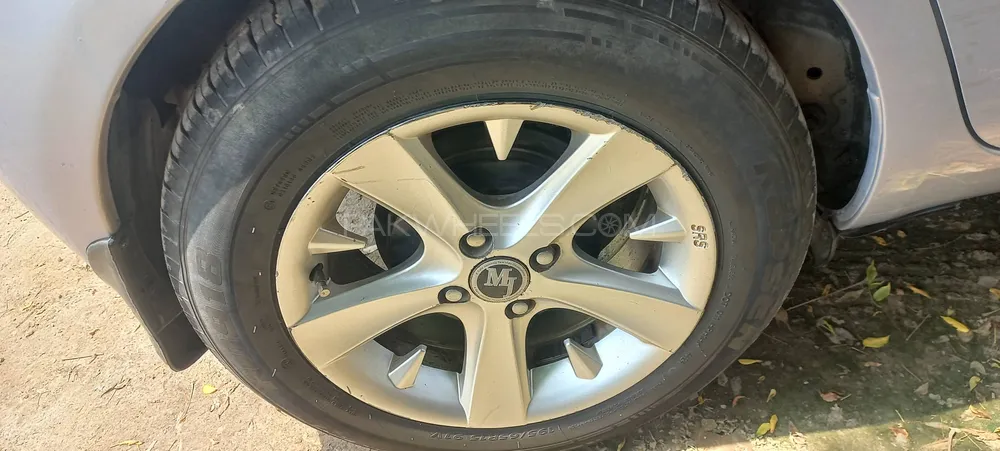 Toyota Vitz 2013 for Sale in Lahore Image-1