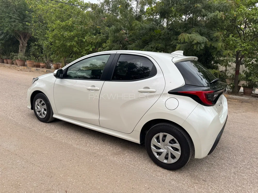 ٹویوٹا یارس ہیچ بیک 2022 for Sale in کراچی ٹویوٹا یارس ہیچ بیک 2022 for Sale in کراچی Image-5