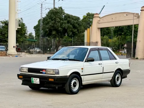 Nissan Sunny EX Saloon 1.3 1988