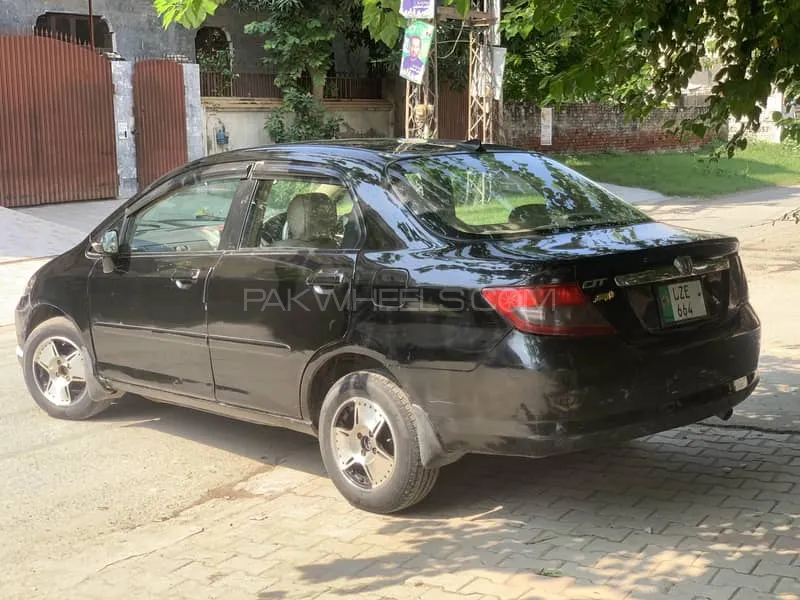 Honda City 2005 for Sale in Lahore Image-1