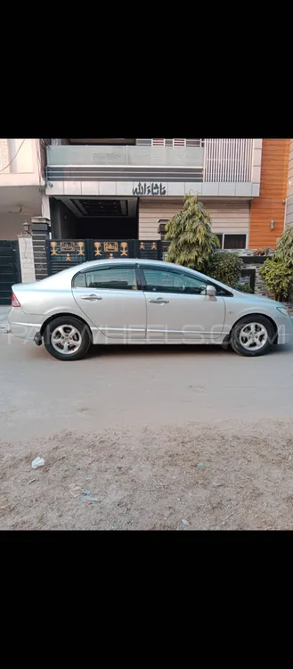 Honda Civic 2010 for Sale in Lahore Image-1