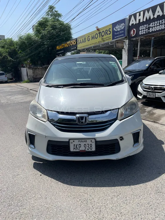 Honda Freed 2016 for Sale in Lahore Image-1