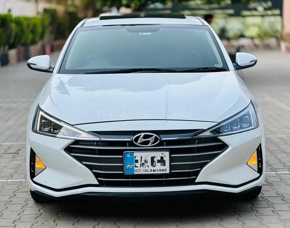 Hyundai Elantra 2022 for Sale in Multan Image-1