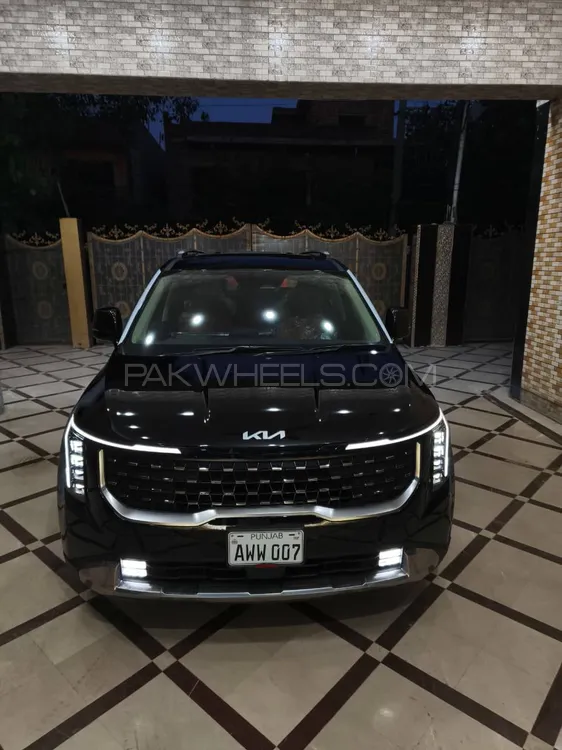 KIA Carnival 2025 for Sale in Lahore Image-1