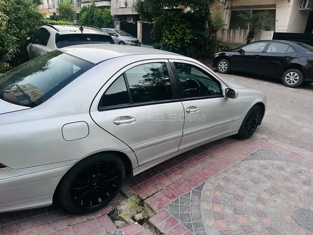 Mercedes Benz C Class 2007 for Sale in Lahore Image-1
