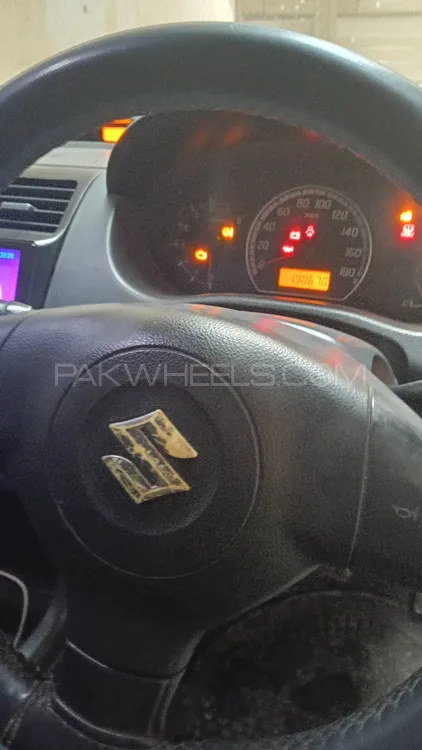 Suzuki Swift 2010 for Sale in Lahore Image-1