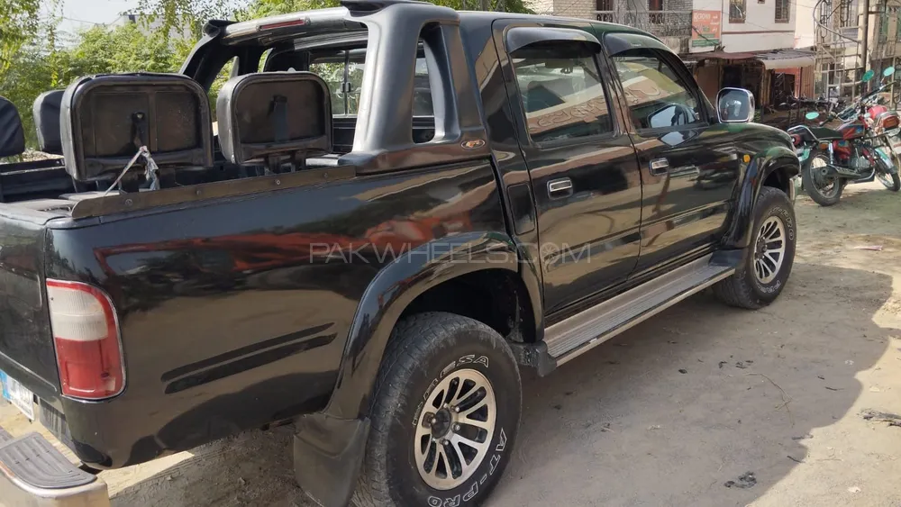 Toyota Corolla 2006 for Sale in Islamabad Image-1