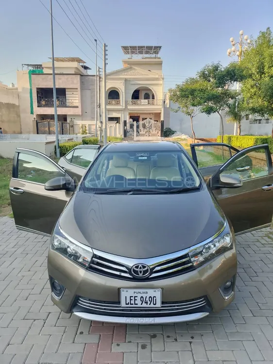 Toyota Corolla 2016 for Sale in Sialkot Image-1