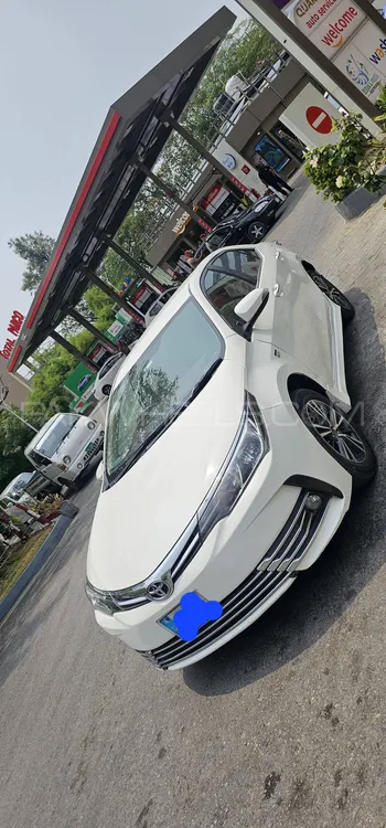 Toyota Corolla 2018 for Sale in Islamabad Image-1