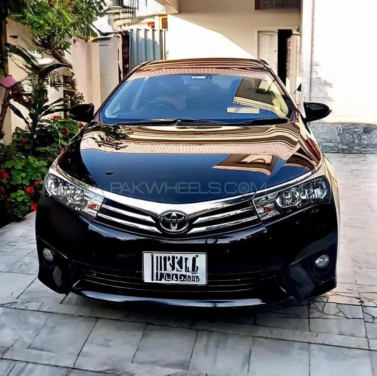 Toyota Corolla 2015 for Sale in Abbottabad Image-1