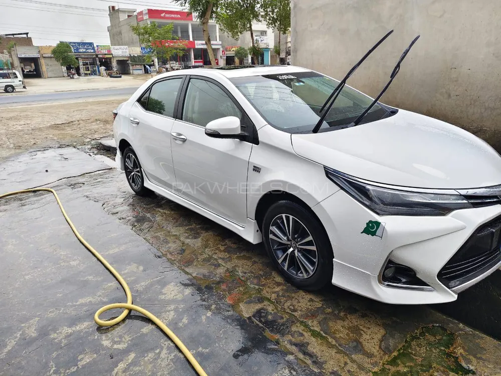 Toyota Corolla 2018 for Sale in Chowk azam Image-1