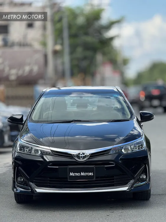 Toyota Corolla 2022 for Sale in Lahore Image-1