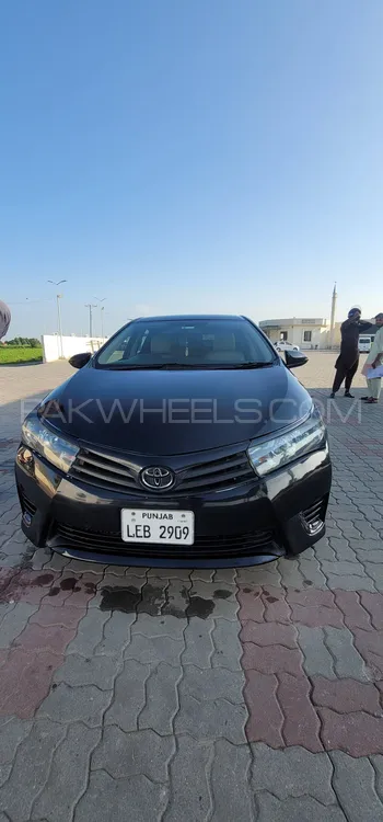 Toyota Corolla 2015 for Sale in Gujranwala Image-1