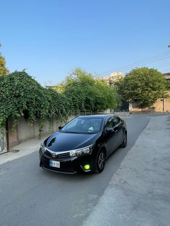 Toyota Corolla 2016 for Sale in Peshawar Image-1