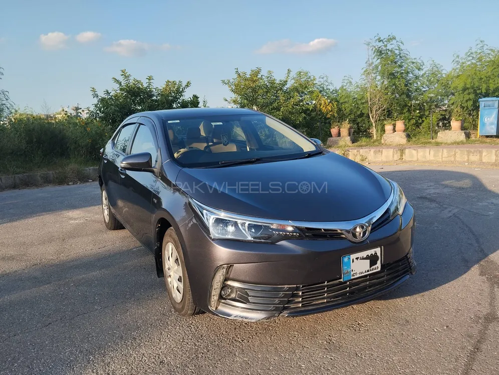 Toyota Corolla 2017 for Sale in Rawalpindi Image-1