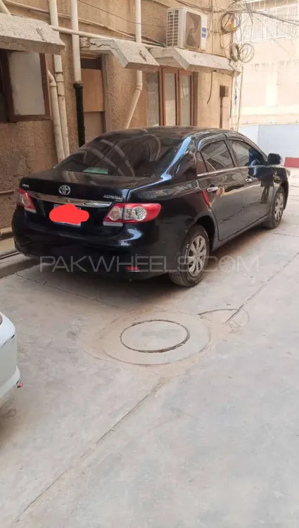 Toyota Corolla 2012 for Sale in Karachi Image-1
