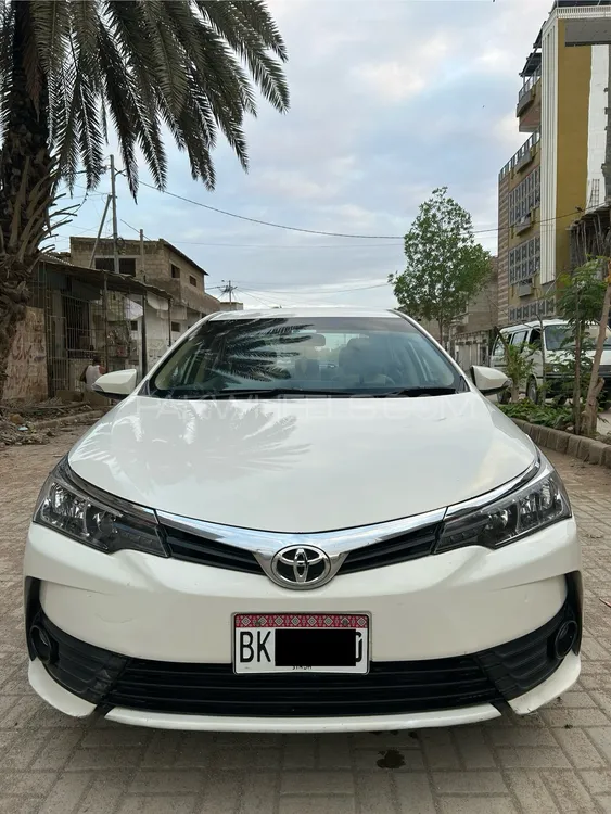 Toyota Corolla 2017 for Sale in Karachi Image-1