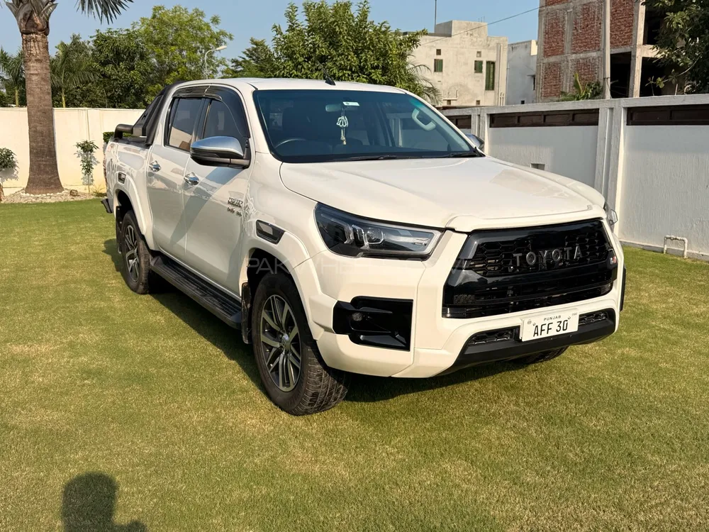 Toyota Hilux 2021 for Sale in Lahore Image-1