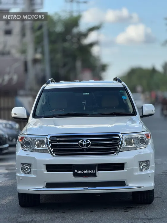 Toyota Land Cruiser 2014 for Sale in Lahore Image-1