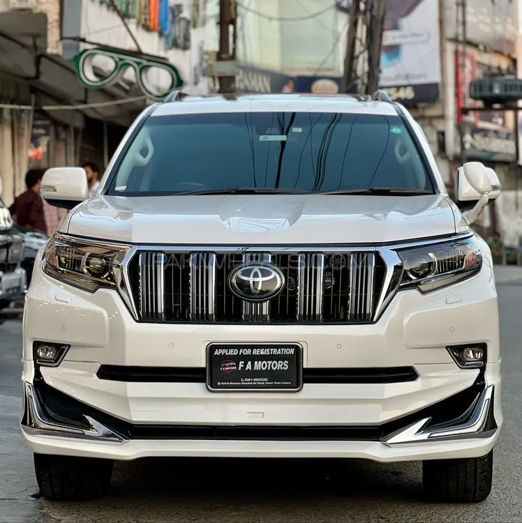 Toyota Prado 2017 for Sale in Lahore Image-1
