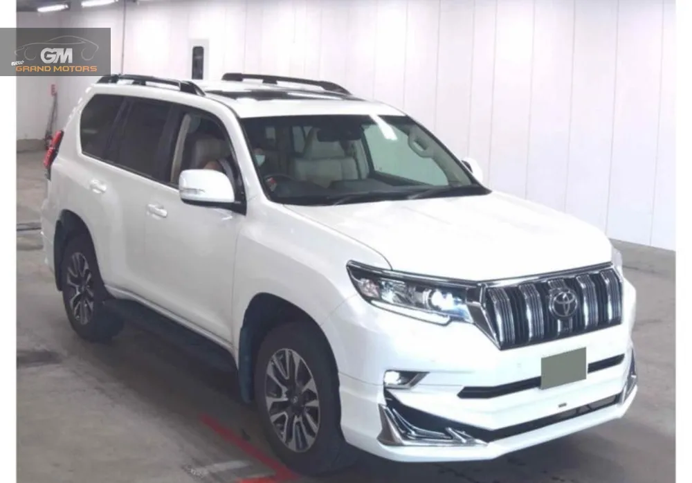 Toyota Prado 2021 for Sale in Karachi Image-1