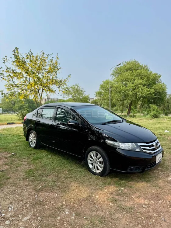 Honda City 2017 for Sale in Islamabad Image-1