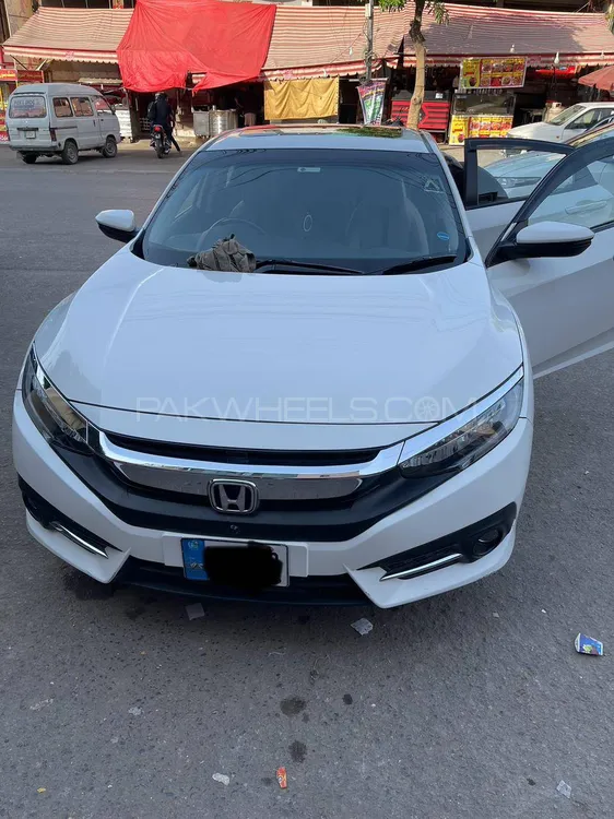 Honda Civic 2021 for Sale in Peshawar Image-1