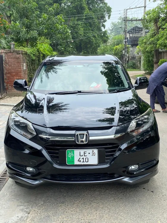 Honda Vezel 2014 for Sale in Lahore Image-1