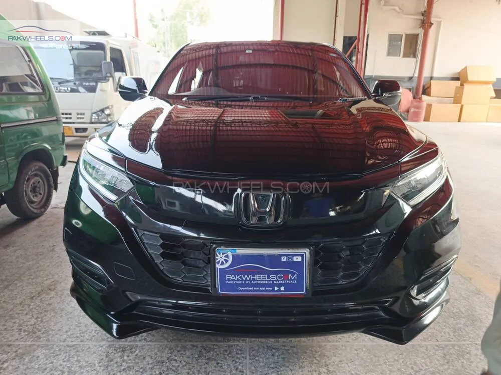 Honda Vezel 2018 for Sale in Islamabad Image-1