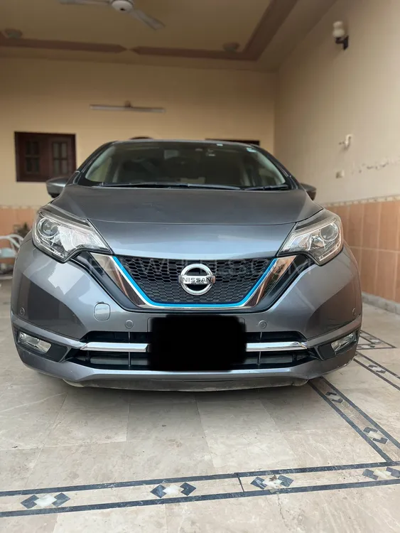 Nissan Note 2017 for Sale in Faisalabad Image-1