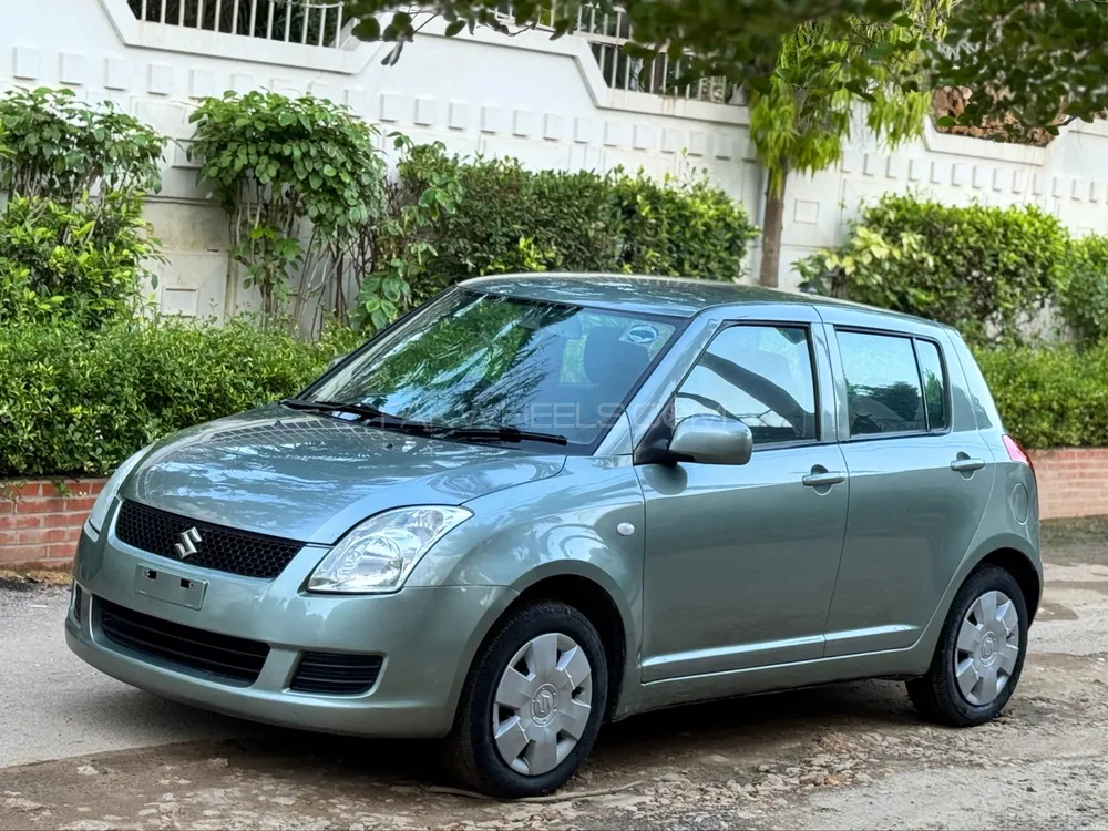 Suzuki Swift 2012 for Sale in Karachi Image-1
