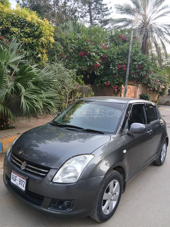 Suzuki Swift 2011 for Sale in Karachi Image-1