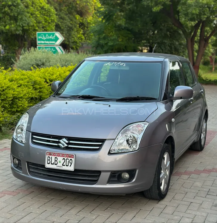 Suzuki Swift 2017 for Sale in Faisalabad Image-1